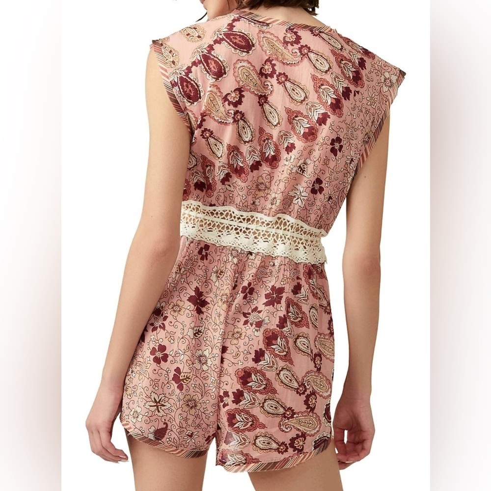 🎀 NWT FREE PEOPLE Watching Waves Print Romper medium - Picture 3 of 12